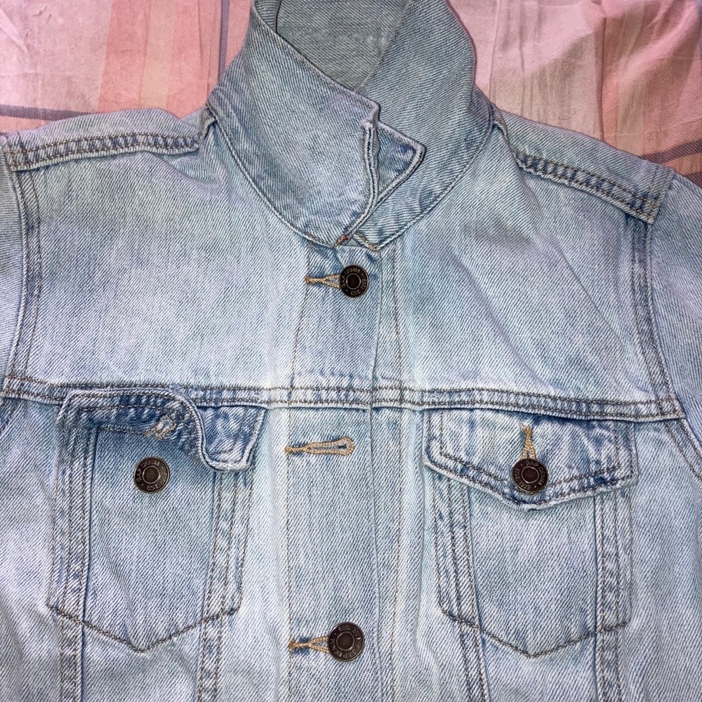 Women’s Jean Jacket